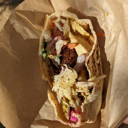 Yalla Truck - Half chicken half falafel