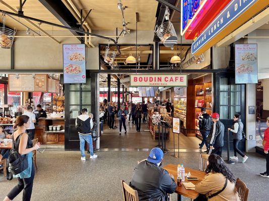 Boudin Bakery @ Fisherman's Wharf by null