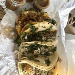 Taqueria El Retoño - Tacos