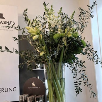 Lila Lounge - LUXUSLASHES Lounge Hamburg - Eyelash Service Near Me - Hamburg, HH Lila Lounge - LUXUSLASHES Lounge Hamburg - Eyelash Service Near Me - Hamburg, HH