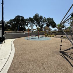 Gum Ranch Park - Two Round rope swings