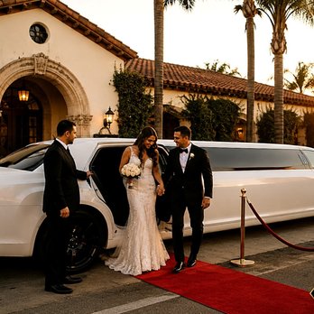 Deluxe Limousine Service - Wedding day perfection: white Chrysler 300 stretch, red carpet & chauffeur service for OC couples. Deluxe Limousine. - Limos Near Me Deluxe Limousine Service - Wedding day perfection: white Chrysler 300 stretch, red carpet & chauffeur service for OC couples. Deluxe Limousine. - Limos Near Me
