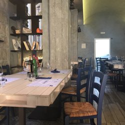 Via Porto - Lovely interior.