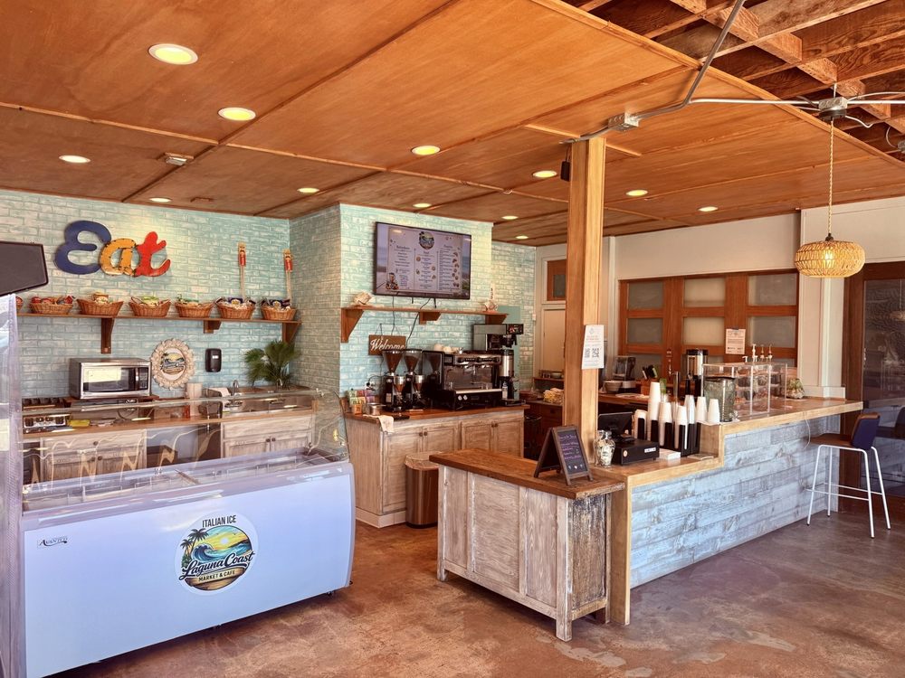 Laguna Coast Market & Cafè Logo