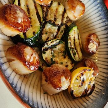 Parea Greek Taverna - Scallops and zucchini - Greek Near Me - Maitland, Florida Parea Greek Taverna - Scallops and zucchini - Greek Near Me - Maitland, Florida
