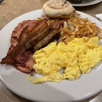 Elmer's Restaurant - Hungry Rancher breakfast (made @8pm!!) - American Near Me - Portland, Oregon Elmer's Restaurant - Hungry Rancher breakfast (made @8pm!!) - American Near Me - Portland, Oregon