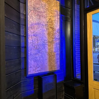 Blackwall Hitch - Interior - New American Near Me - Baltimore, Maryland Blackwall Hitch - Interior - New American Near Me - Baltimore, Maryland