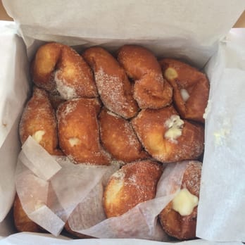 Leonard's Bakery - Dozen Malasadas. Amazing! - Bakeries Near Me - Honolulu, Hawaii Leonard's Bakery - Dozen Malasadas. Amazing! - Bakeries Near Me - Honolulu, Hawaii