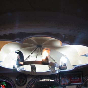 El Tapatio Mexican Restaurant - I sat in another room this time.  They're all sort of tacky.  However, this ceiling and lamp are definitely different. - Mexican Near Me - Saint Helens, Oregon