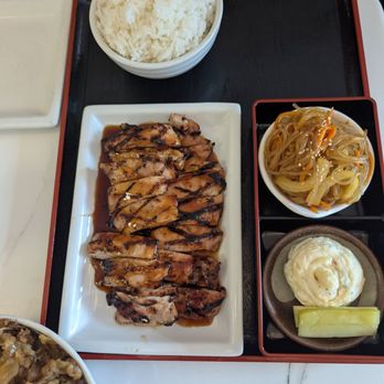 Maki Stand - Roll & Bento - Chicken teriyaki bento - Japanese Near Me - Redmond, Washington