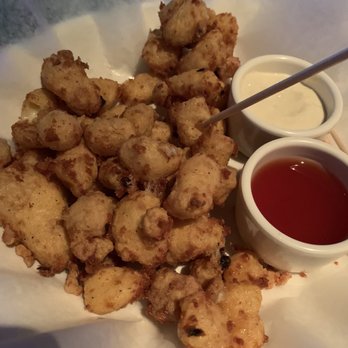 Yard House - Wisconsin cheese curds, tricky to eat - New American Near Me - Springfield, Virginia Yard House - Wisconsin cheese curds, tricky to eat - New American Near Me - Springfield, Virginia