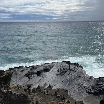 Halona Blowhole Lookout - Beaches Near Me - Honolulu, Hawaii Halona Blowhole Lookout - Beaches Near Me - Honolulu, Hawaii