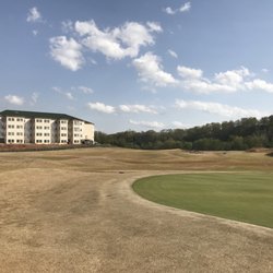 The River Club Golf & Learning Center