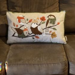 Two Hens & a Chick - Fall event-pillow