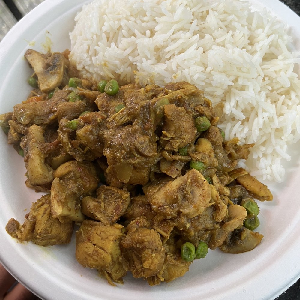 Nepali Kitchen - Nepali chicken curry with mushrooms and peas served with rice - Himalayan/Nepalese Near Me - Portland, Oregon Nepali Kitchen - Nepali chicken curry with mushrooms and peas served with rice - Himalayan/Nepalese Near Me - Portland, Oregon