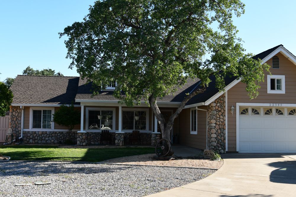 Slide of Hamilton Roofing