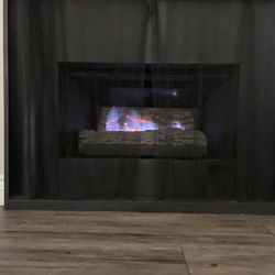 Woodman Lassen Apartments - Fireplace