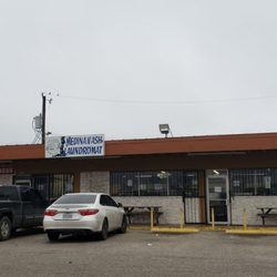 Local Laundry - Medina Base