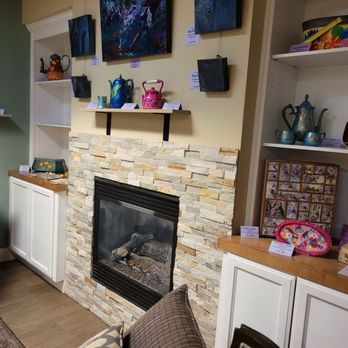 Grass Valley Courtyard Suites - King bed with a fireplace room 2012 - Hotels Near Me - Grass Valley, California Grass Valley Courtyard Suites - King bed with a fireplace room 2012 - Hotels Near Me - Grass Valley, California