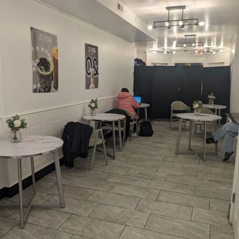 ZERO& - Newbury - Seating area - Bubble Tea Near Me - Boston, Massachusetts ZERO& - Newbury - Seating area - Bubble Tea Near Me - Boston, Massachusetts