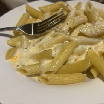 Cheddar's Scratch Kitchen - Penne Pasta kids portion - American Near Me - Charlotte, North Carolina