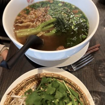 1618 Asian Fusion - Duck Egg Noodle - Vietnamese Near Me - Austin, Texas