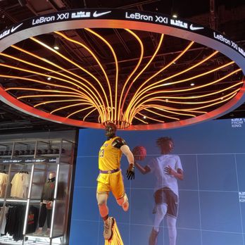 Nike House of Innovation NYC - Lebron - Shoe Stores Near Me - New York, New York Nike House of Innovation NYC - Lebron - Shoe Stores Near Me - New York, New York