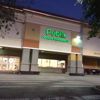 Publix Super Markets - the outside of the building - Grocery Near Me - Boynton Beach, Florida Publix Super Markets - the outside of the building - Grocery Near Me - Boynton Beach, Florida