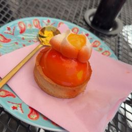 Sunny Disposition Tart (passion fruit/mango) Sunny Disposition Tart (passion fruit/mango)