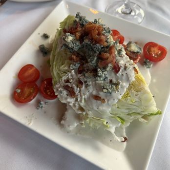 Del Frisco's Double Eagle Steakhouse - Wedge salad - Steakhouses Near Me - Dallas, Texas