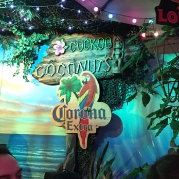 Cuckoo Coconuts Waikiki - Great atmosphere and awesome drinks! Reasonably priced. True Hawaiian experience - Cocktail Bars Near Me - Honolulu, Hawaii