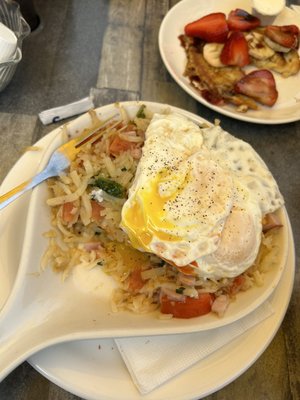 Chip's Family Restaurant by null