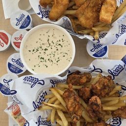 Oysters, Seafood Combo 'N Chips, Cup of White