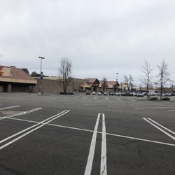 Saturday, March 9, 2019: parking lot at end of plaza.