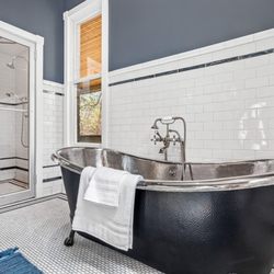 Nashville Pro Handyman & Remodeling - Beautiful Retro Bathroom remodel in East Nashville