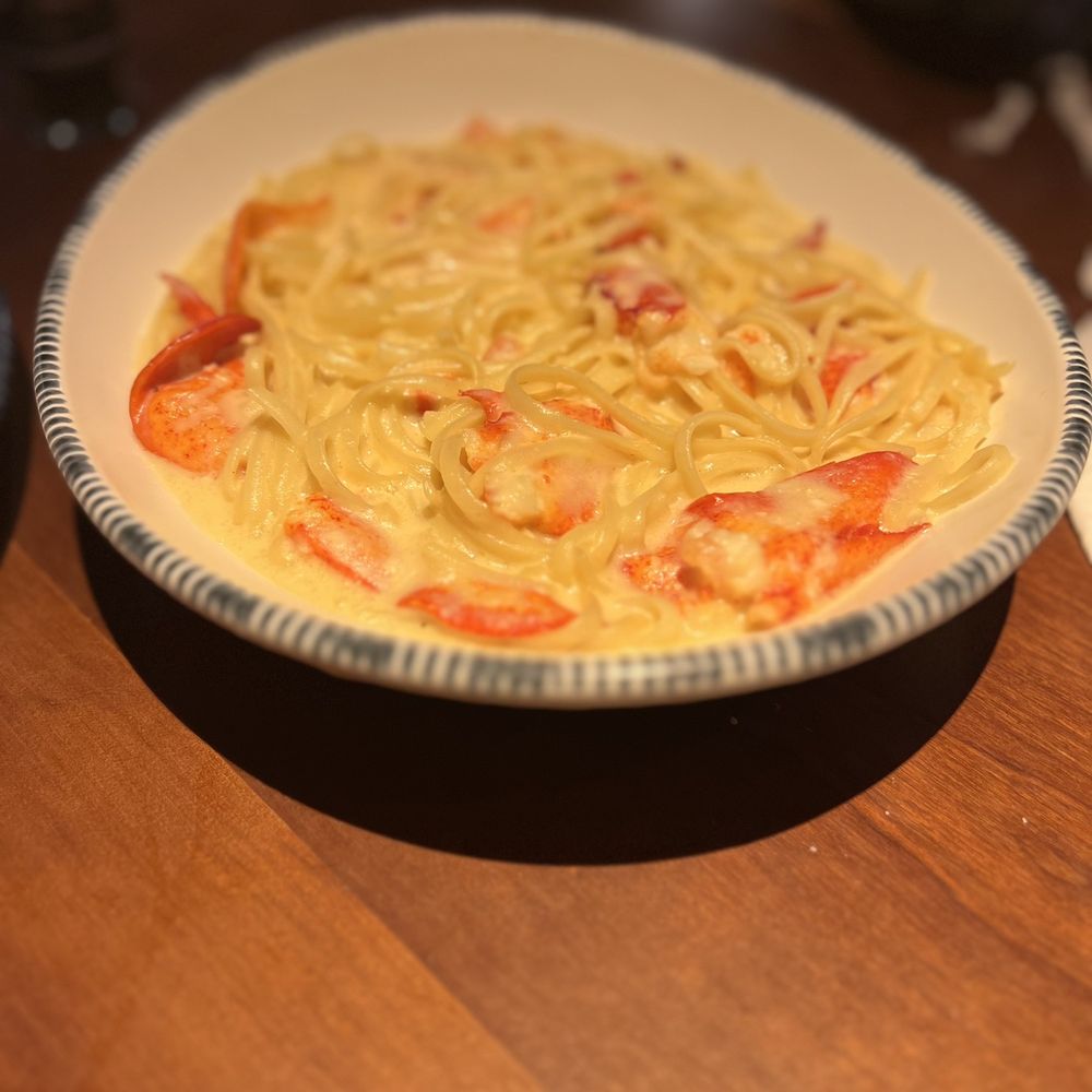 Red Lobster - Lobster Linguini - Seafood Near Me - Matthews, North Carolina Red Lobster - Lobster Linguini - Seafood Near Me - Matthews, North Carolina