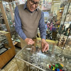 Emporium - Super nice knowledgeable owner