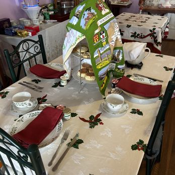 Tea Time A British Touch - a christmas table setting - Tea Rooms Near Me - Trenton, Tennessee