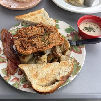 Lola’s Kitchen - Comfort Food Near Me - San Fernando, California Lola’s Kitchen - Comfort Food Near Me - San Fernando, California