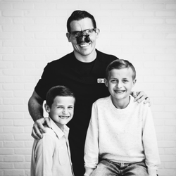 The Tooth Doctor - Cottonwood Heights - The Tooth Doctor - Cottonwood Heights
 2180 E. Fort Union Blvd
 Cottonwood Heights, UT 84121
https://www.utahtoothdoctor.com/