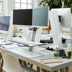 Esplanade Office - A height adjustable platform for ergonomic solutions