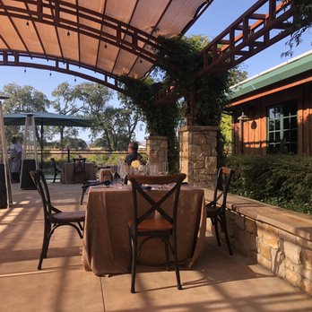 Bricoleur Vineyards - Wineries Near Me - Windsor, California