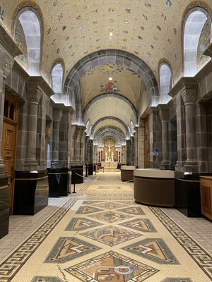 Sanctuaire Sainte-Anne-de-Beaupré by null