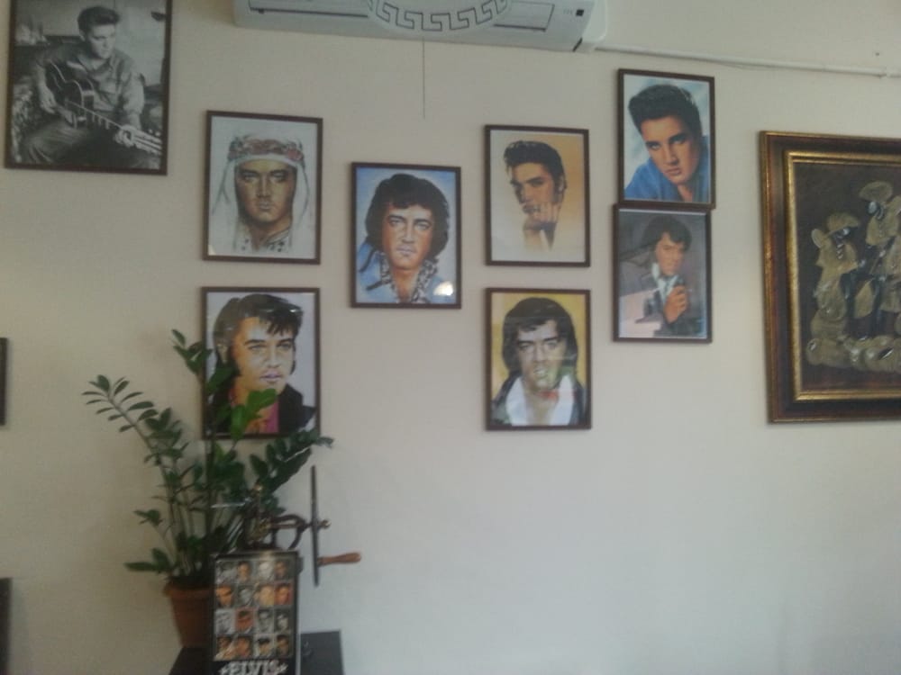 Elvis Cafe