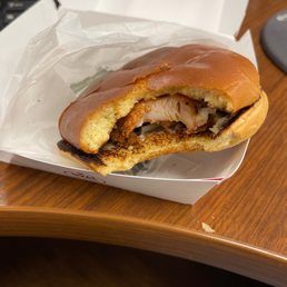 Crispy chicken sandwich
