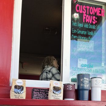 Trixie's Coffee Shop - Coffee & Tea Near Me - Montgomery, Texas Trixie's Coffee Shop - Coffee & Tea Near Me - Montgomery, Texas