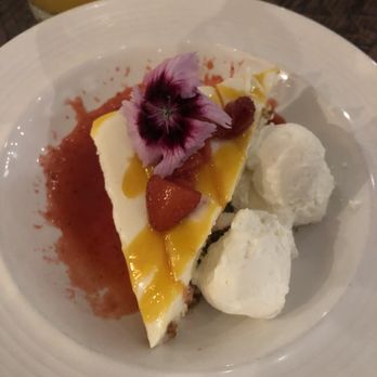 Foster's Kitchen Waikoloa - lilikoi cheesecake - American Near Me - Waikoloa, Hawaii
