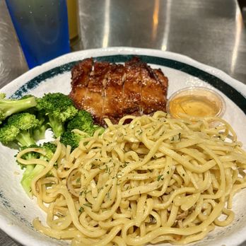 Chic n' Time - Five Spice Chicken with Garlic Noodles - Noodles Near Me - San Francisco, California Chic n' Time - Five Spice Chicken with Garlic Noodles - Noodles Near Me - San Francisco, California