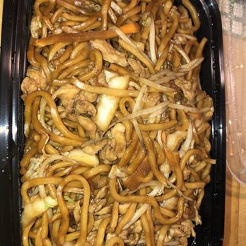 Crazy Chopsticks - 25. Chicken Lo Mein - Asian Fusion Near Me - Jacksonville, Florida