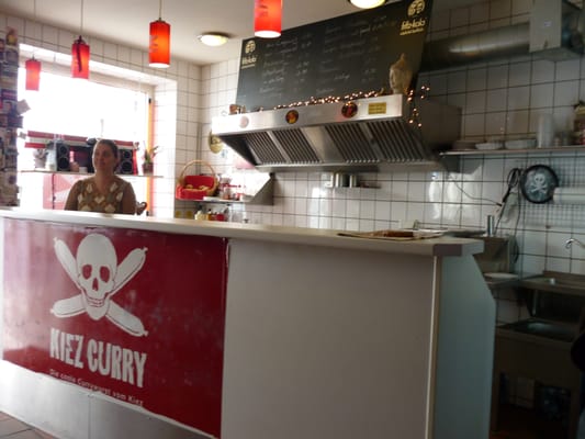 KIEZ CURRY - Die coole Currywurst vom Kiez by null